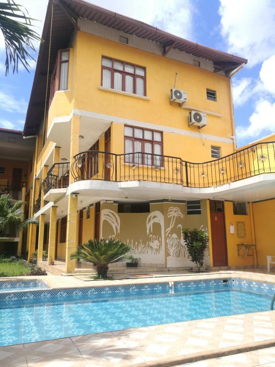 Dorado Hotel Cobija Exterior photo