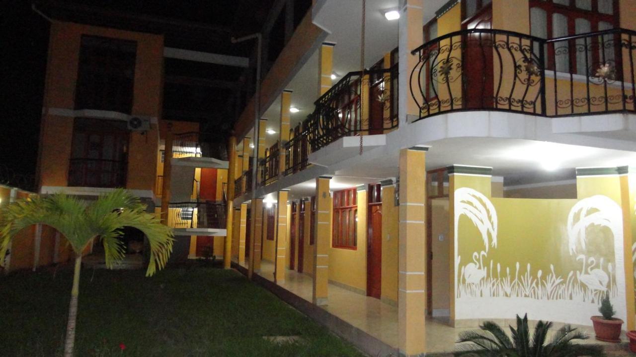 Dorado Hotel Cobija Exterior photo