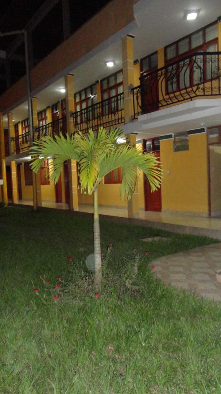 Dorado Hotel Cobija Exterior photo